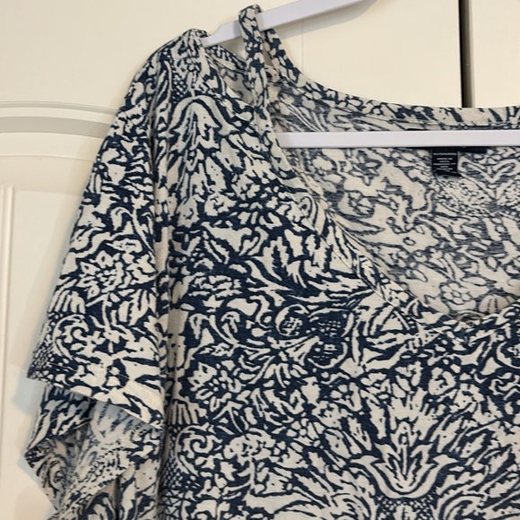 Blue and white t-shirt by Chaps in size 3X - Picture 9 of 13